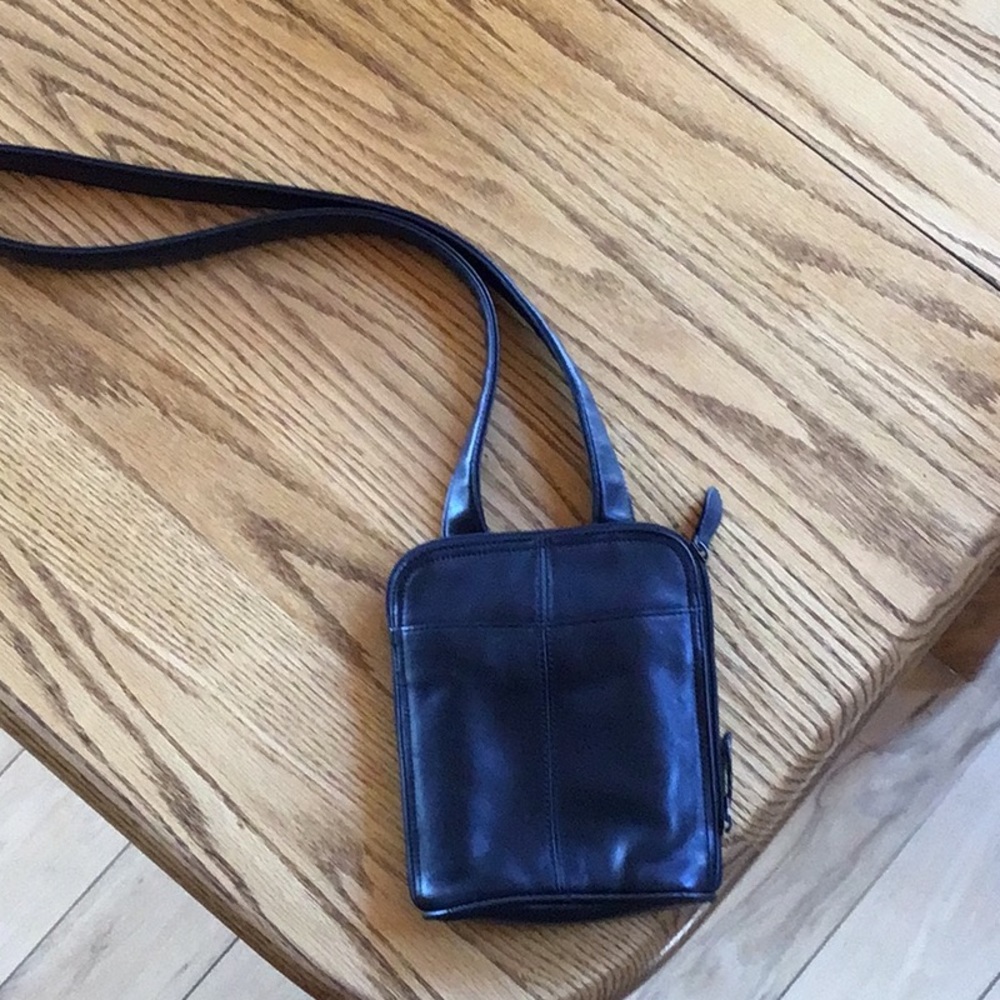 J Jill brand purse. Black leather. Perfect shape.